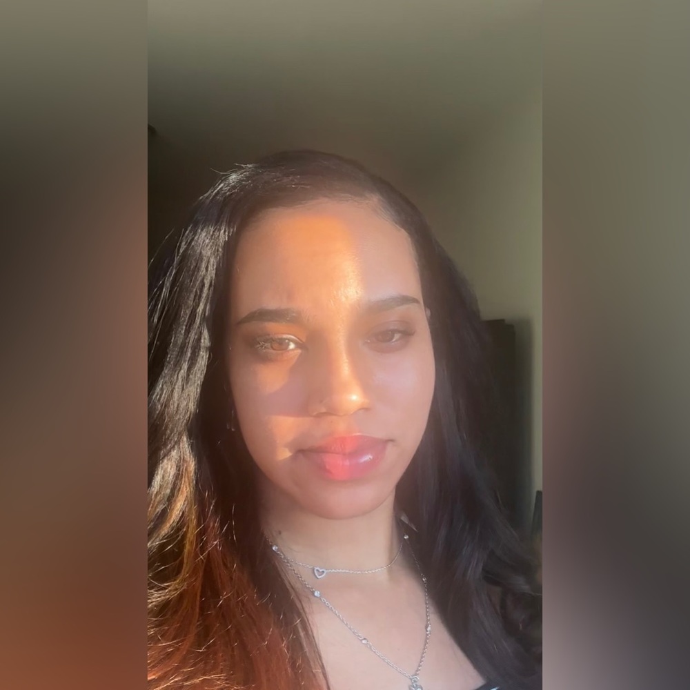 Meet your Posher, Kaya